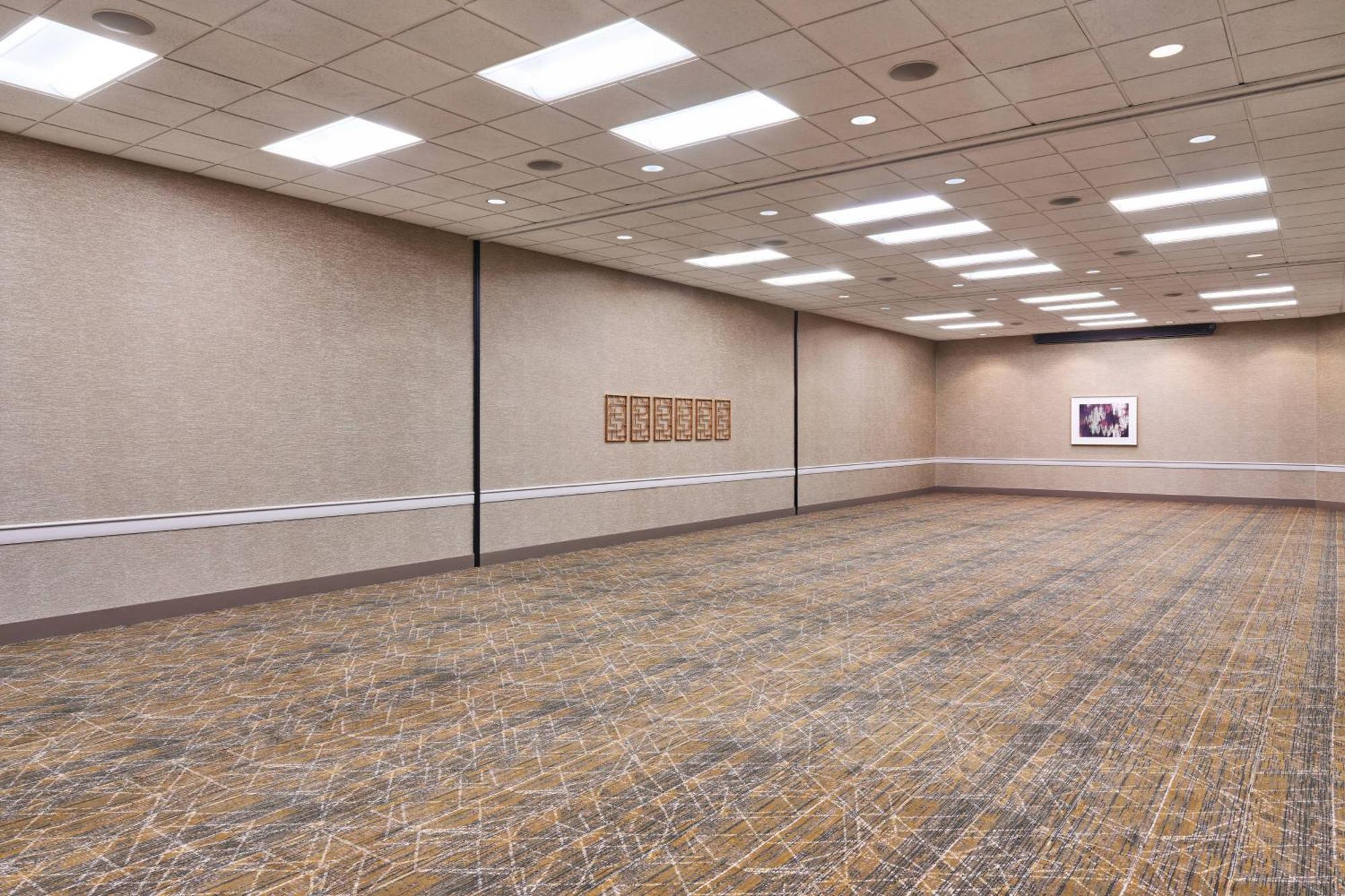Sheraton Portland Airport Hotel Bagian luar foto